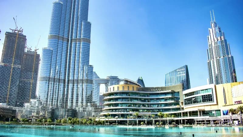 Digital OOH and billboard advertising near Dubai Mall and Downtown Dubai, UAE